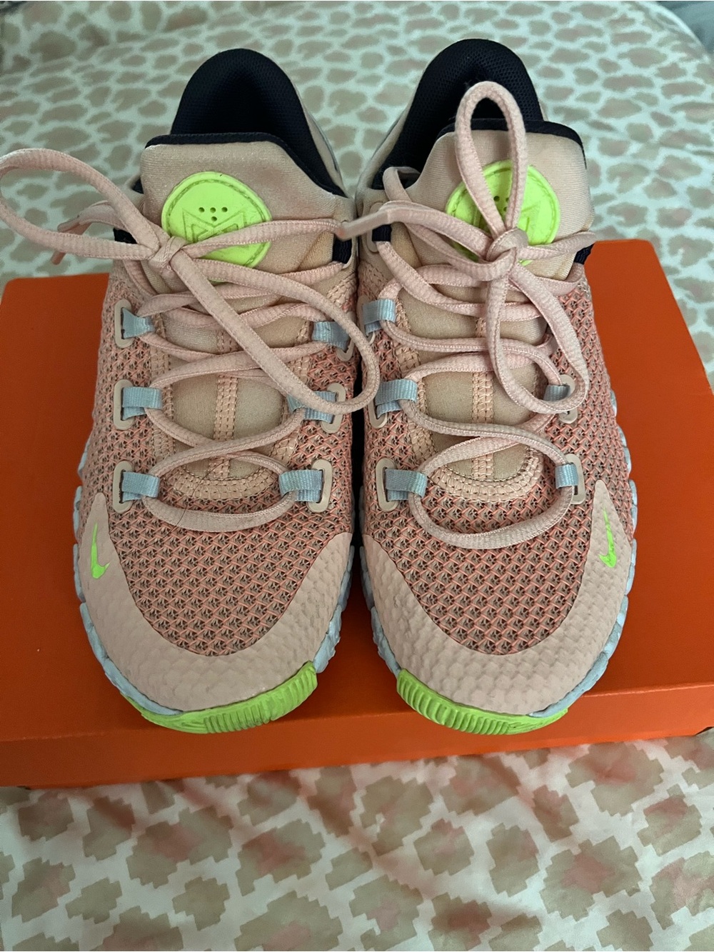 Nike METCON Peach & Neon Green Lightweight Running Shoes